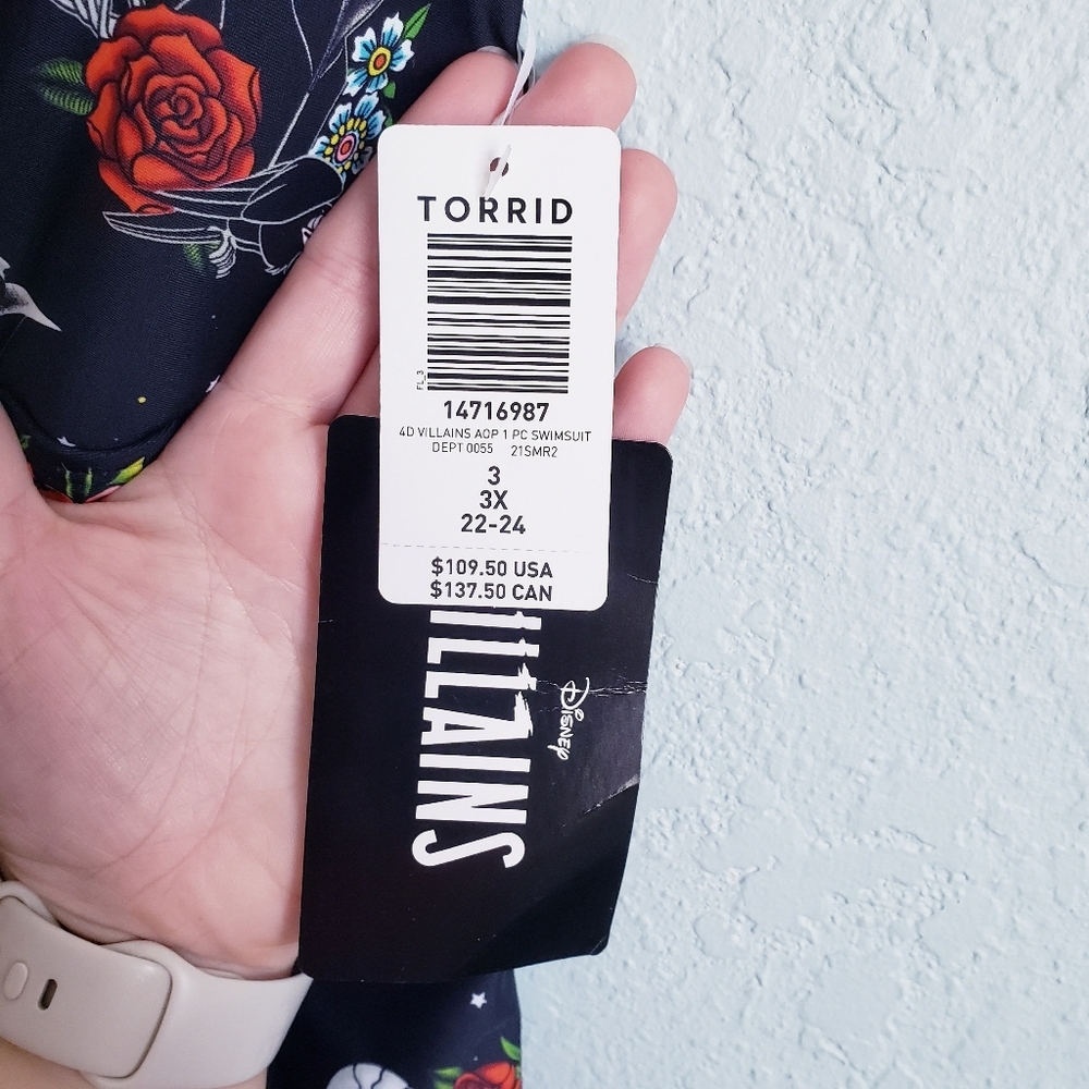 Torrid X Disney Villian Black Ruffle One Piece Swimsuit - Picture 4 of 9